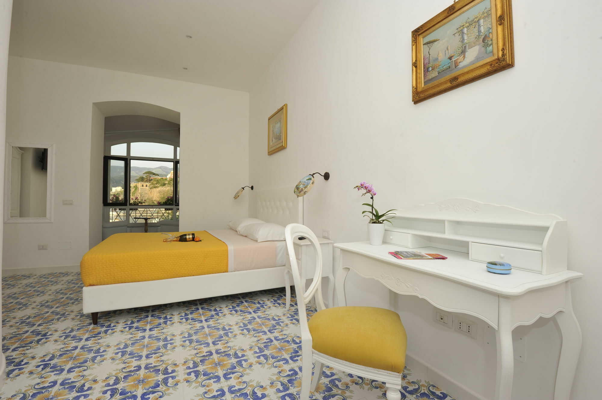 Surriento Suites Соренто Екстериор снимка