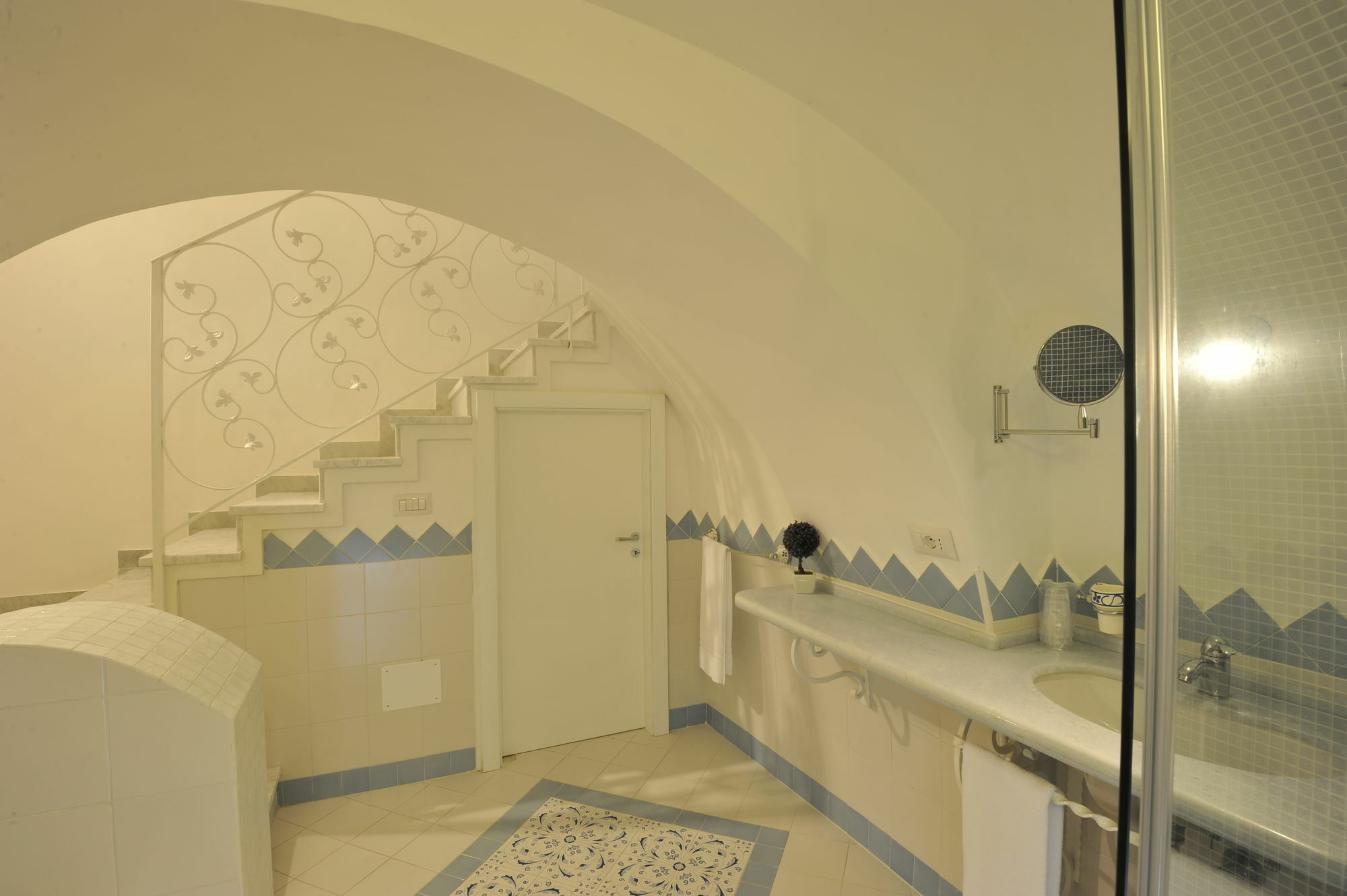 Surriento Suites Соренто Екстериор снимка